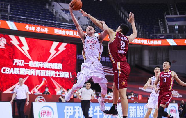 九游体育-斯旺西城全力以赴，抢夺欧战资格无比渴望