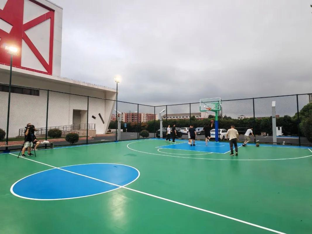 九游体育在线登录-篮球场地改造完毕，迎接全新挑战的简单介绍
