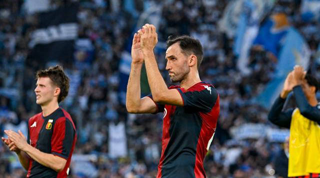 热那亚队员尽力防守，战至最后一秒才败的简单介绍