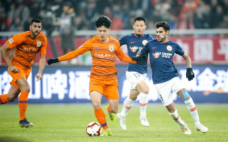 关于中超队真英勇，晋级夺冠前途无限的信息