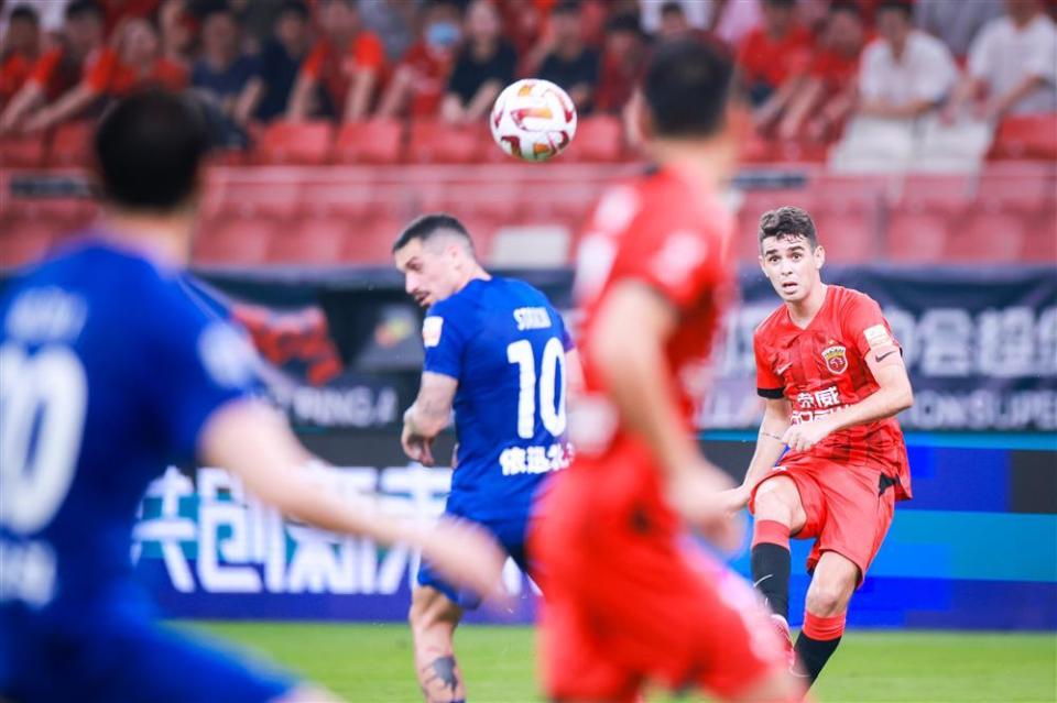 比赛中果然有人异常，违规判罚