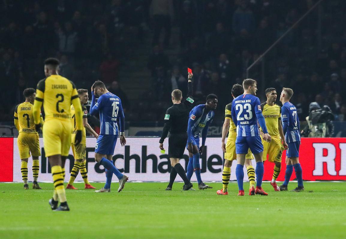 柏林赫塔球员受伤频繁，备战计划受阻