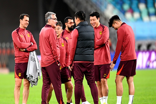 九游体育官网-广东队在客场战胜对手，夺冠追梦