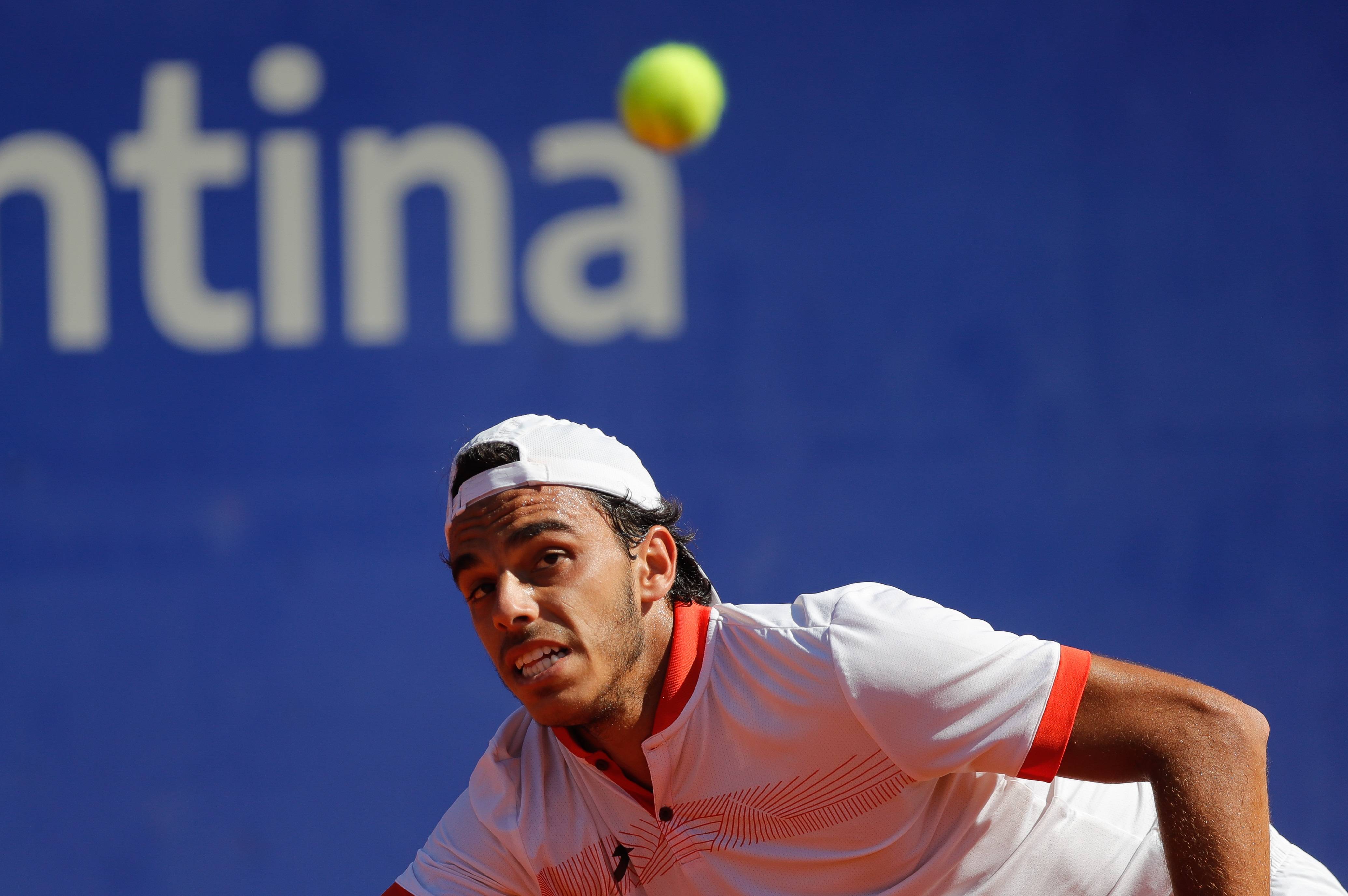 阿根廷选手在拳击比赛中实现逆袭