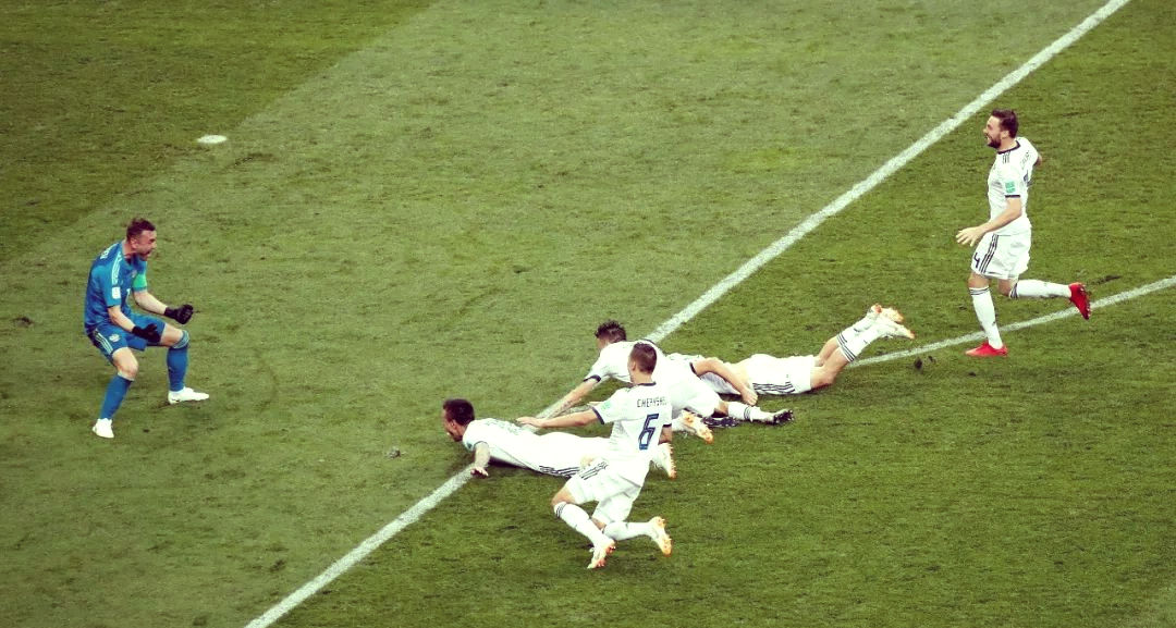 包含克罗地亚大胜捷克，成功晋级四强对决的词条