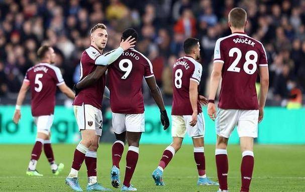 九游体育官网入口-弗赖堡客场惨败，积分榜位置下滑的简单介绍