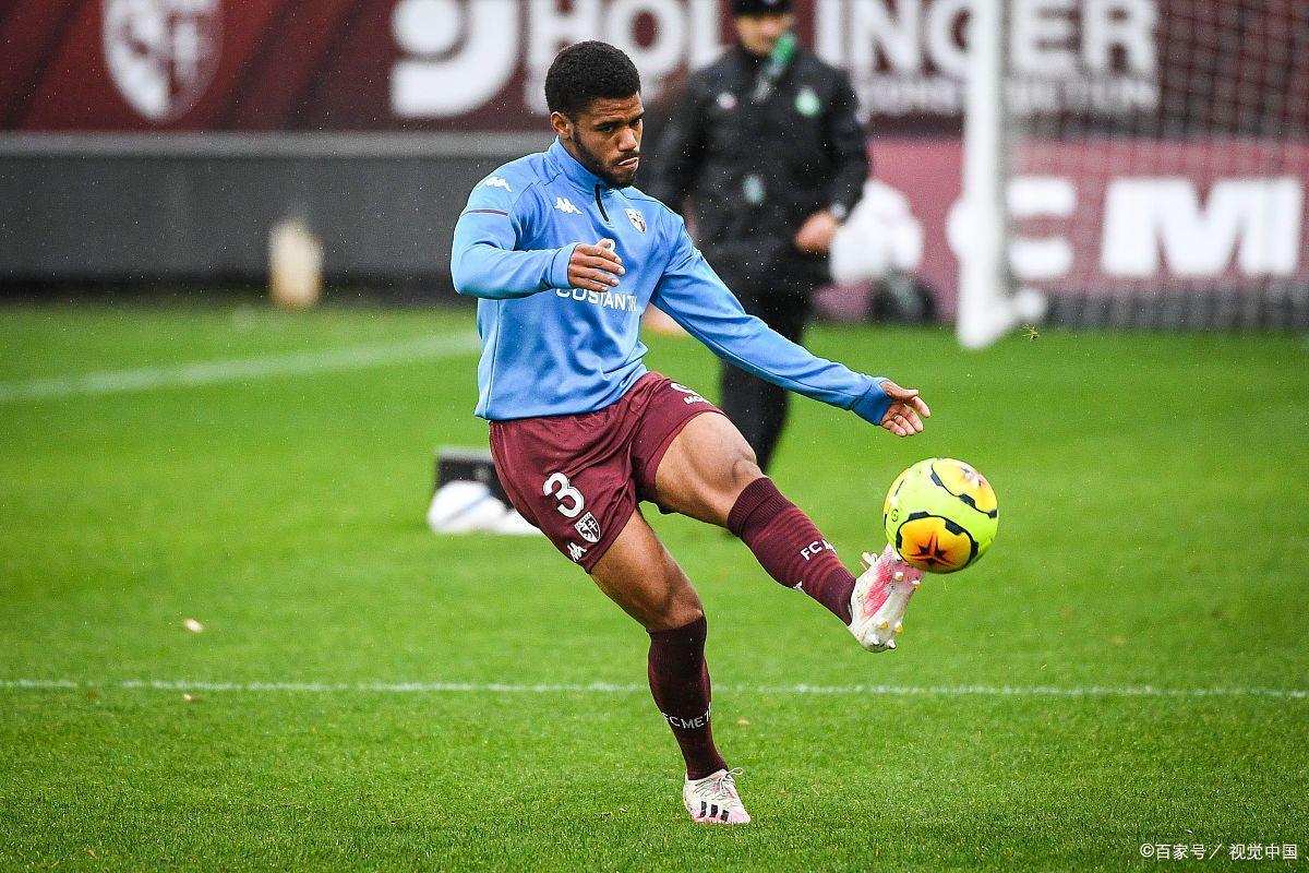 -关于里尔主场力克梅斯，保持不败势头的信息