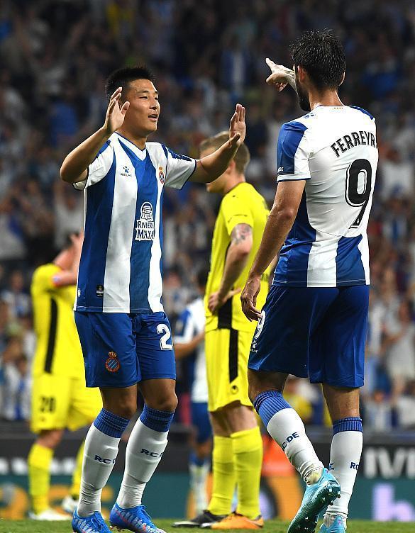 关于狼队客场告捷，保级希望重新燃起的信息