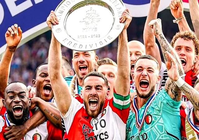 阿贾克斯逆袭晋级，成功淘汰对手