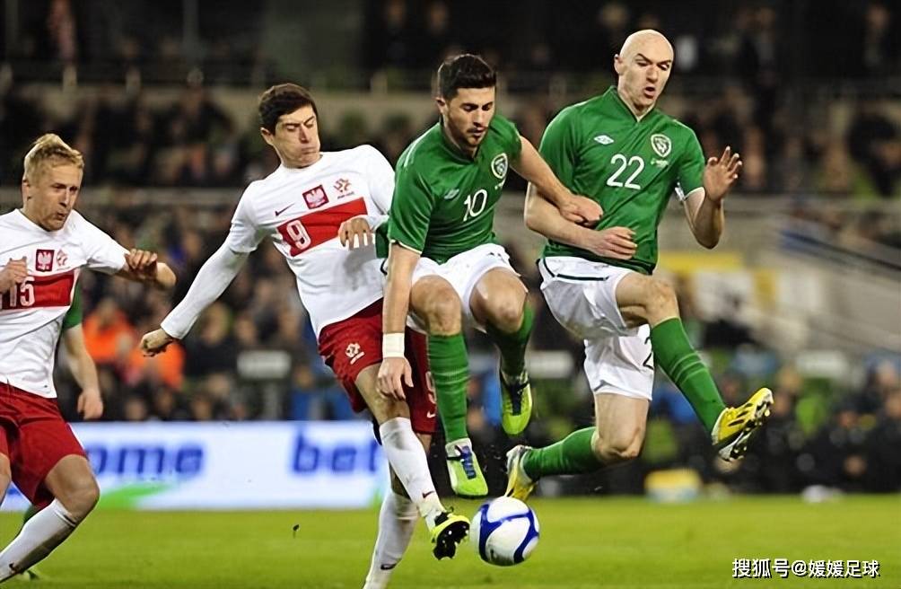 包含葡萄牙力克爱尔兰晋级，阿尔巴尼亚遭淘汰的词条