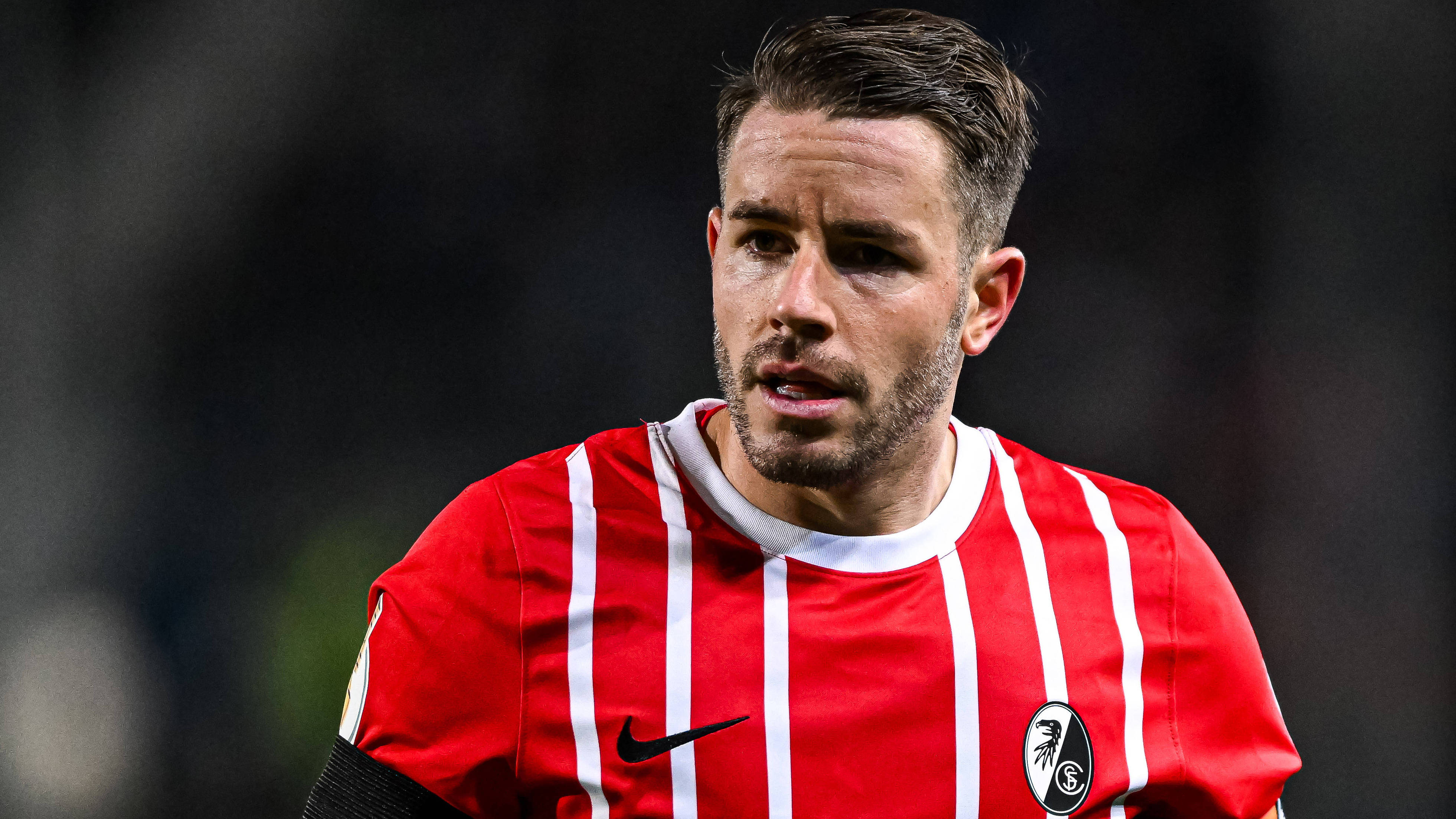 关于沃尔夫斯堡主场逆袭，希望进一步领跑的信息