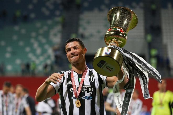 -包含萨索罗客场击败劲敌，重返联赛争冠行列的词条