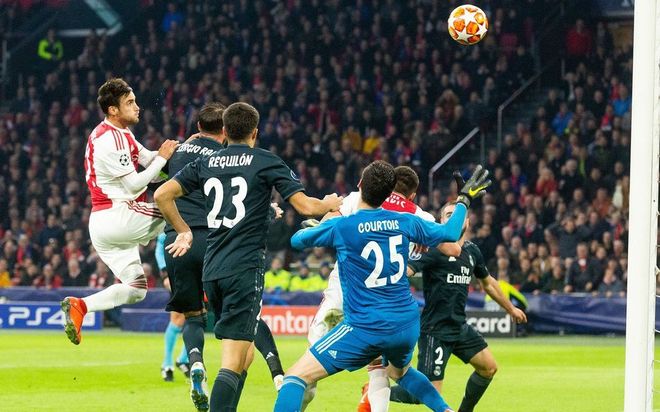 阿贾克斯实力横扫,晋级淘汰赛的简单介绍 阿贾克斯实力横扫,晋级淘汰赛的简单介绍